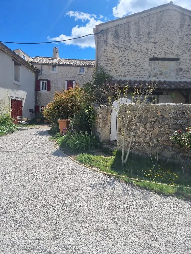 Konukevi Entre Ventoux Et Luberon Chambre D'Hote Sault-de-Vaucluse Fransa